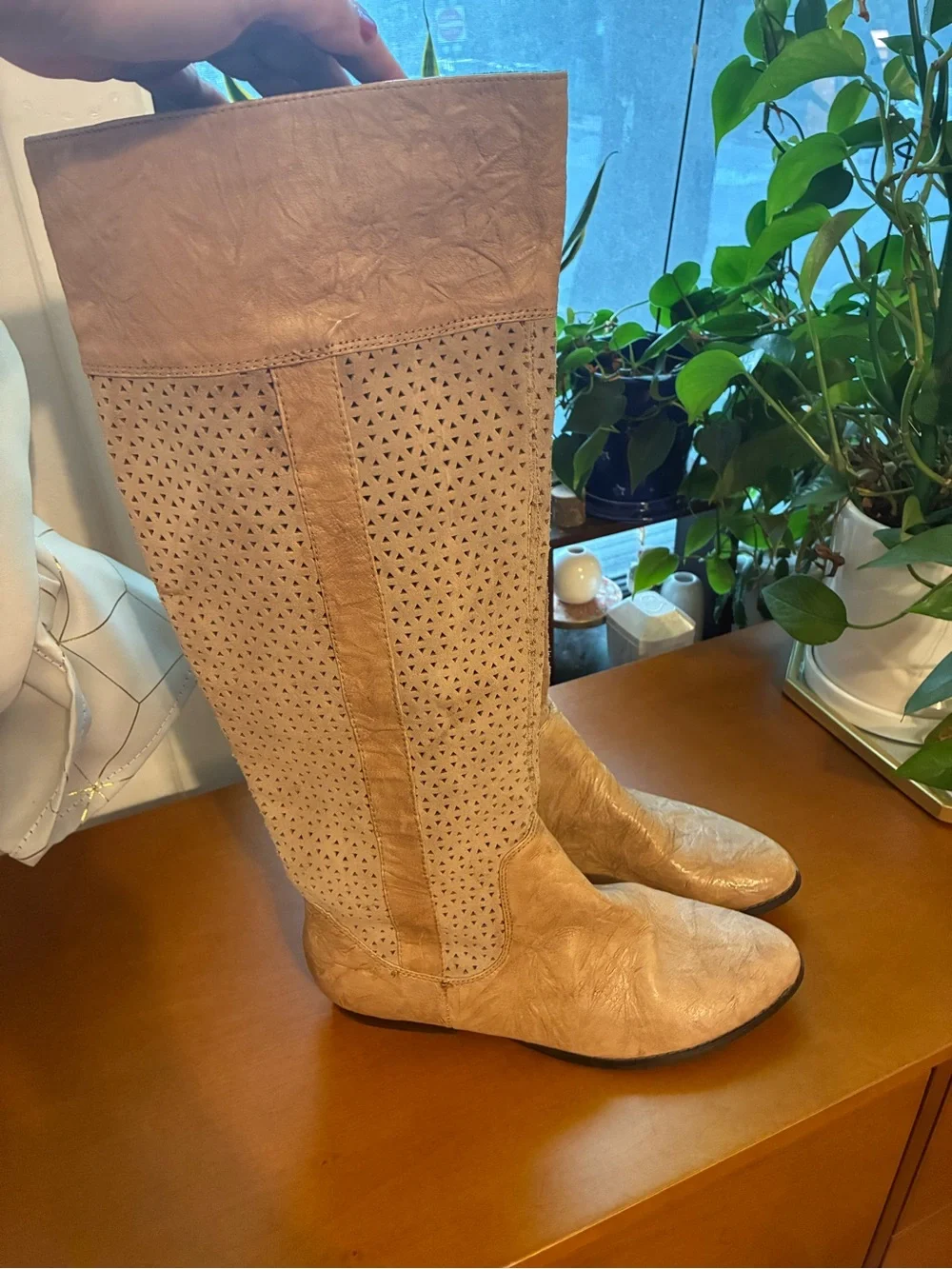 BC GENUINE LEATHER Perforated boots SZ 10